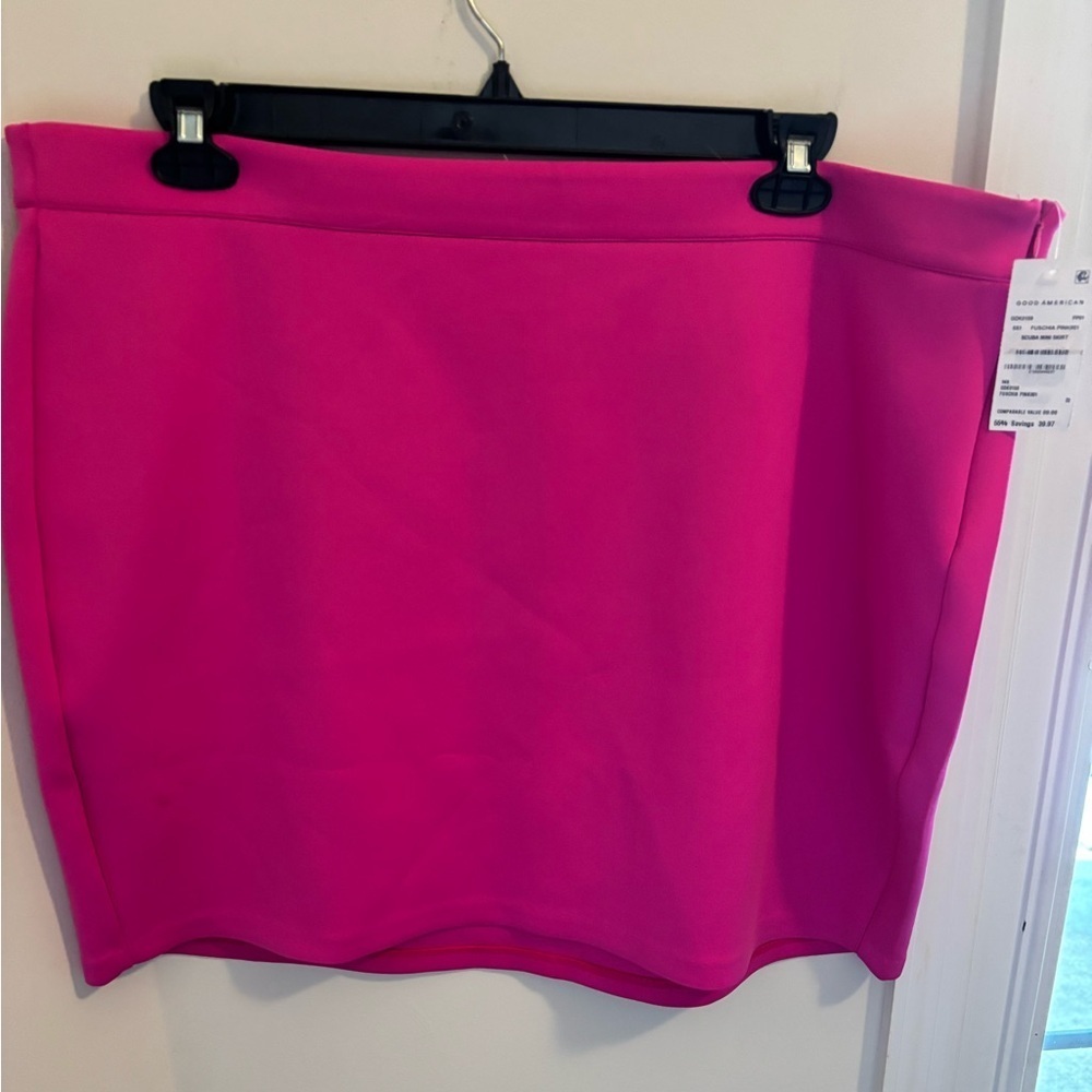 NWT Good American Fuschia Pink MINI SKIRT Size 22